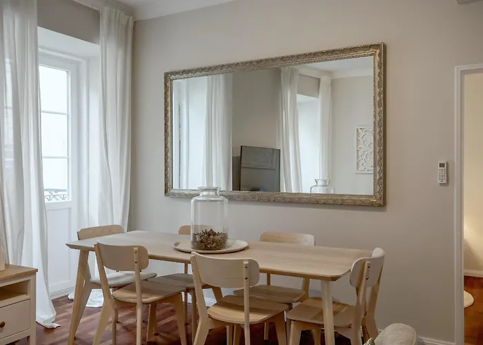 דירה Bairro Alto Elegant By Homing ליסבון