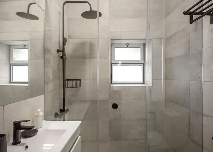 Bairro Alto Elegant By Homing ליסבון